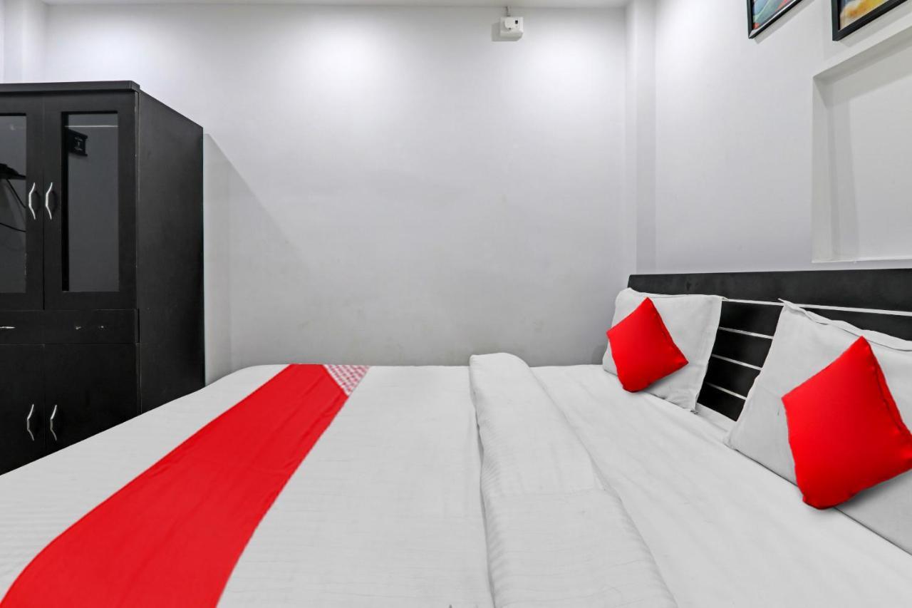 Oyo Flagship 81064 Chaudhary In Hotel Gorakhpur Eksteriør billede