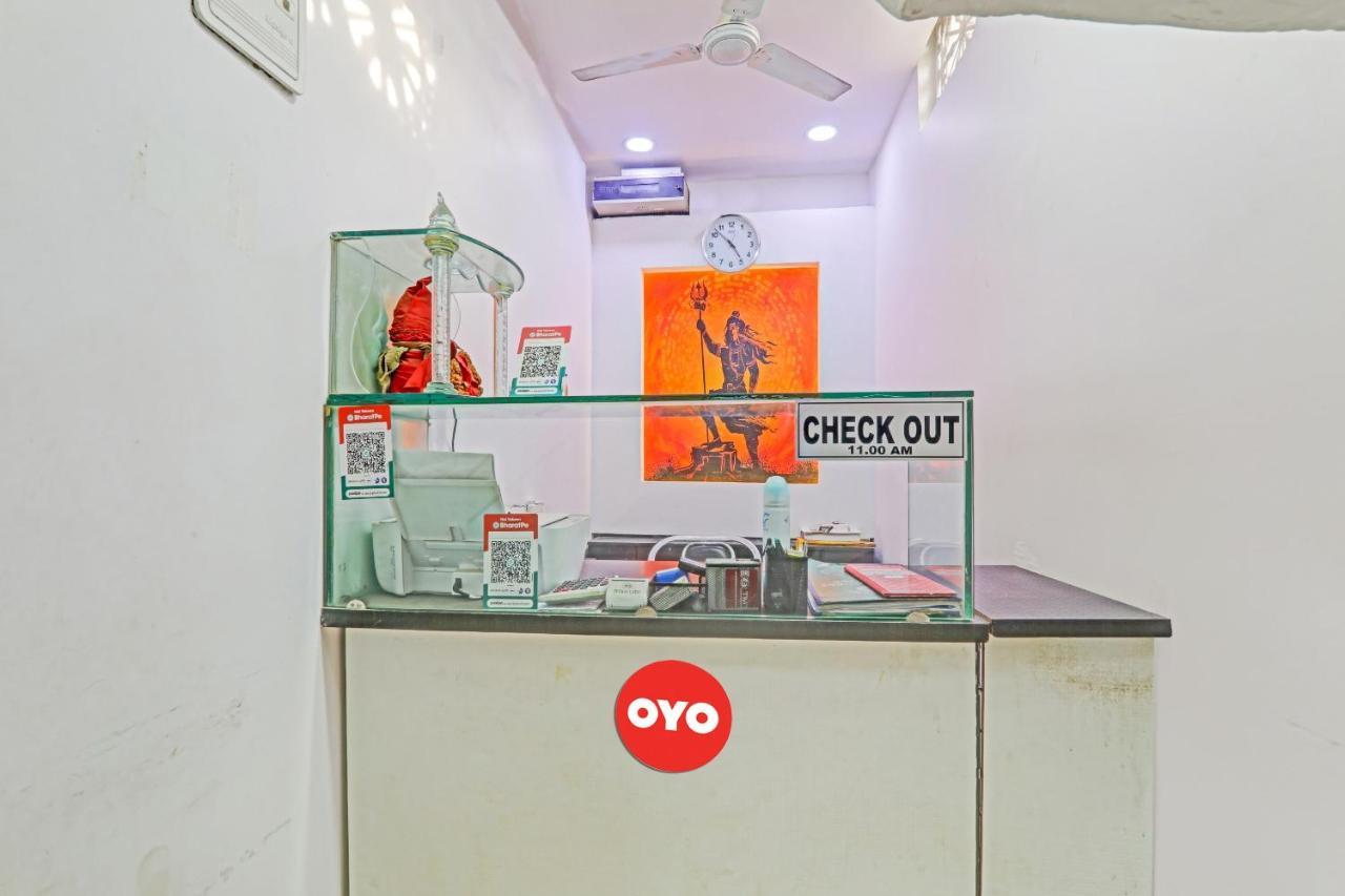 Oyo Flagship 81064 Chaudhary In Hotel Gorakhpur Eksteriør billede